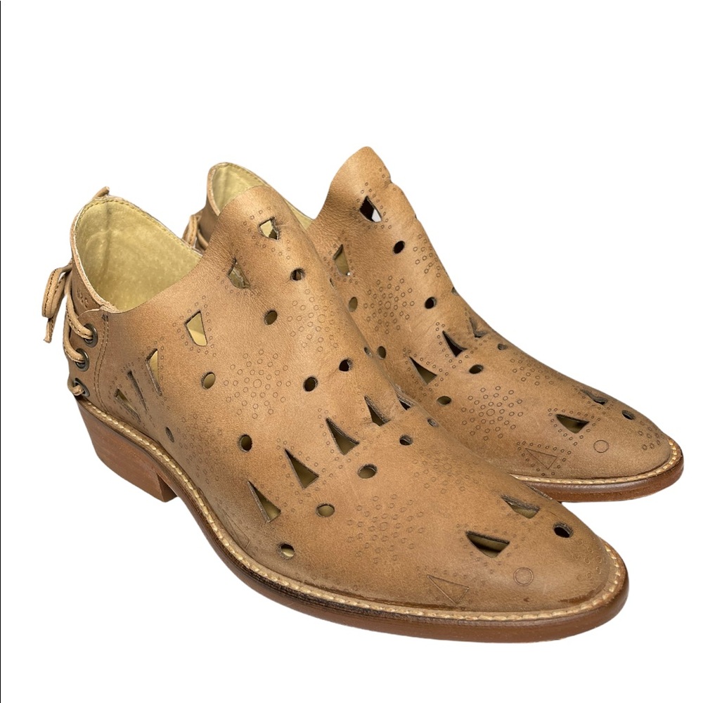 Musse & Cloud "Coolise" Laser Cut Leather Stud and Harness Detail Ankle Size 7